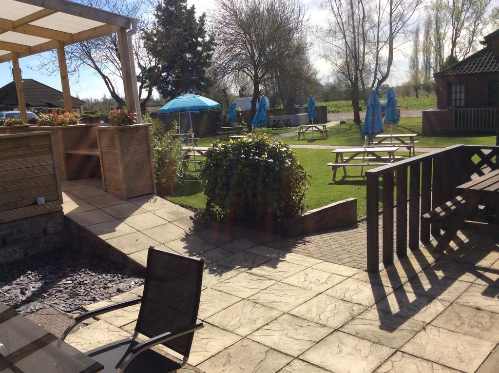 The Swan Motel, Gillingham Beccles Ngoại thất bức ảnh